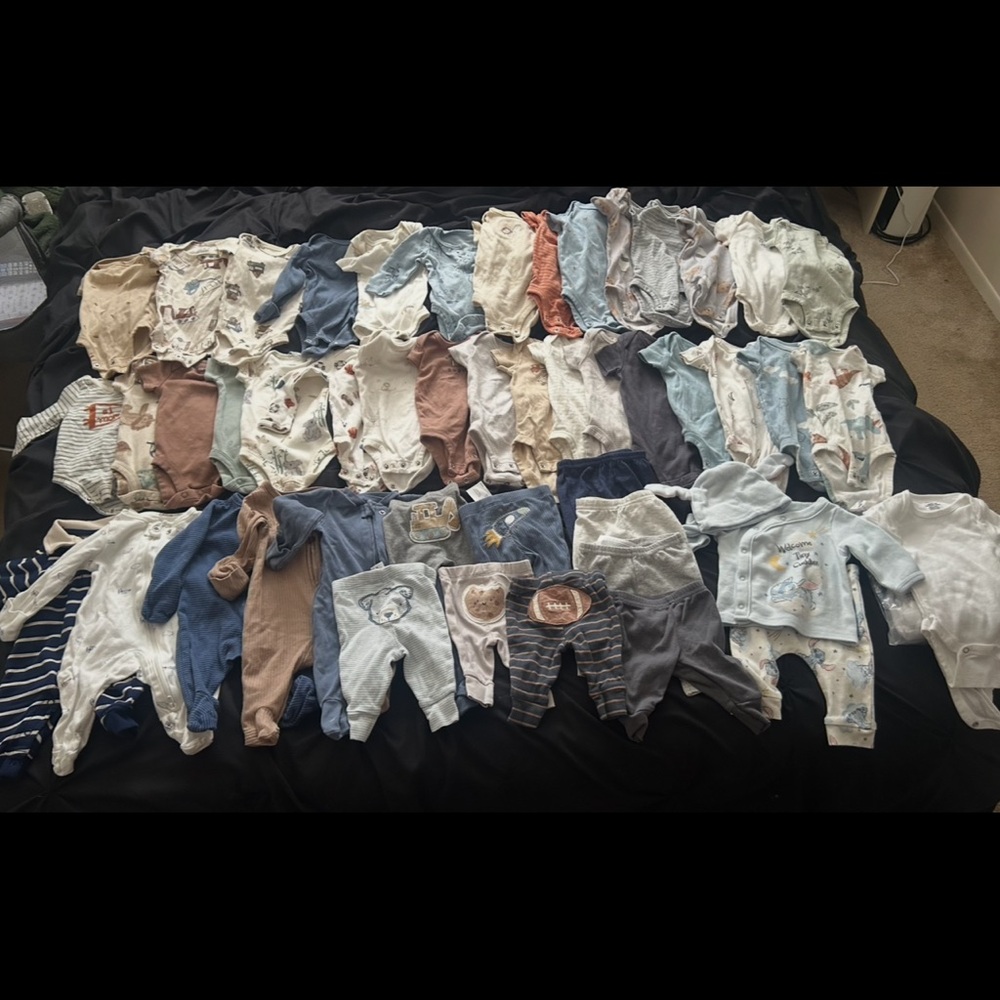 Newborn baby clothing bundle🍼